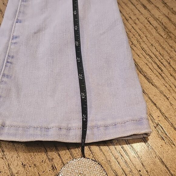 Light Blue Mid Rise Flare Jeans Size 5 - Picture 8 of 15